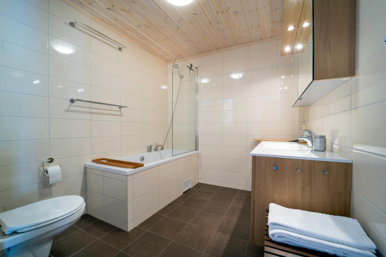Three-Bedroom Holiday Cottage Tjorhom Exterior foto